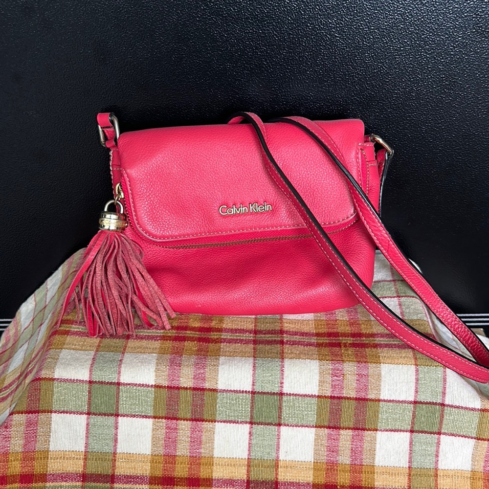Calvin Klein Petite Crossbody